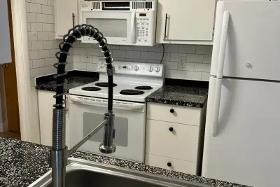 400 N Riverside Dr #102, Pompano Beach: photo 1 of 20