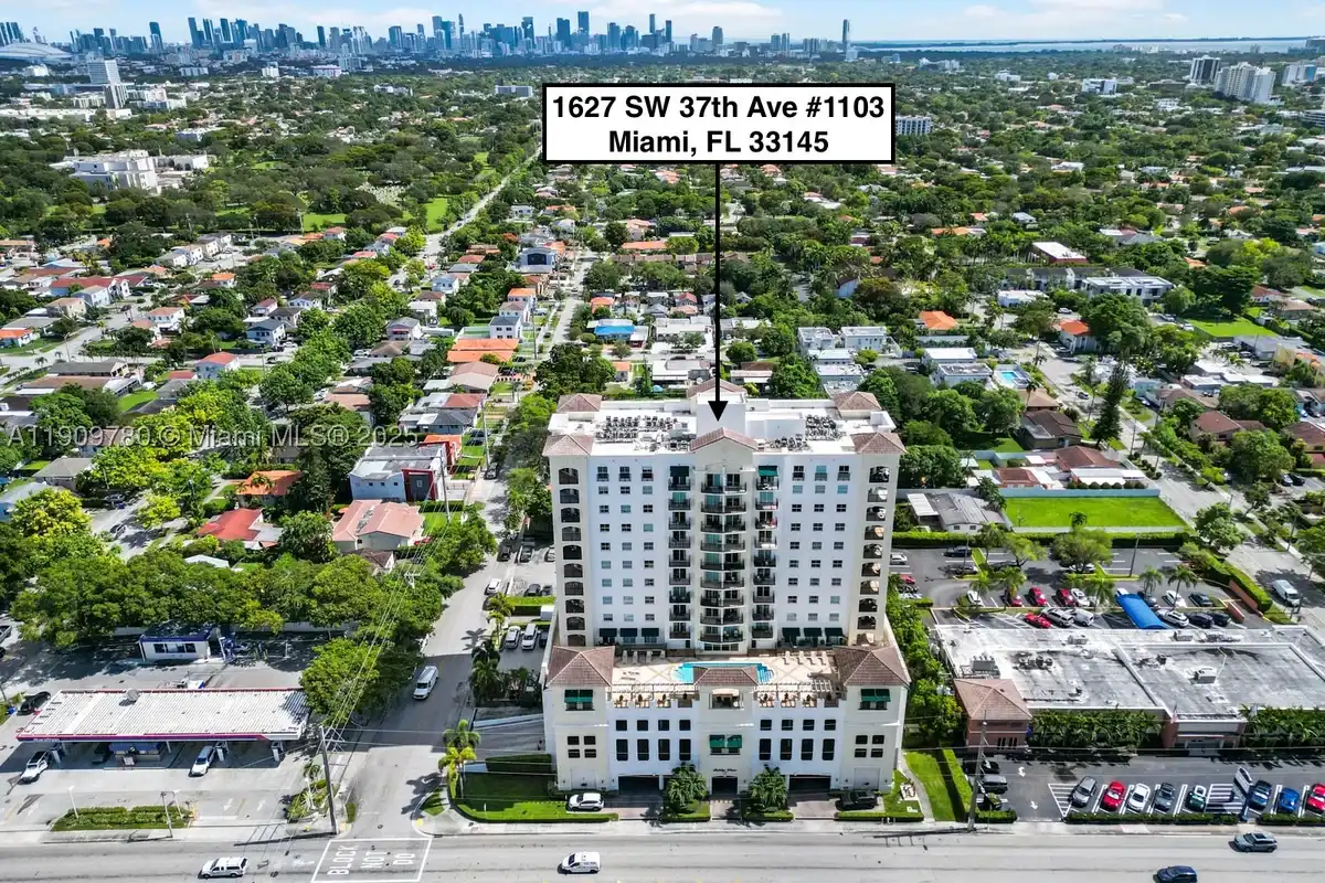 1627 SW 37th Ave #1103, Miami: photo 1 of 27