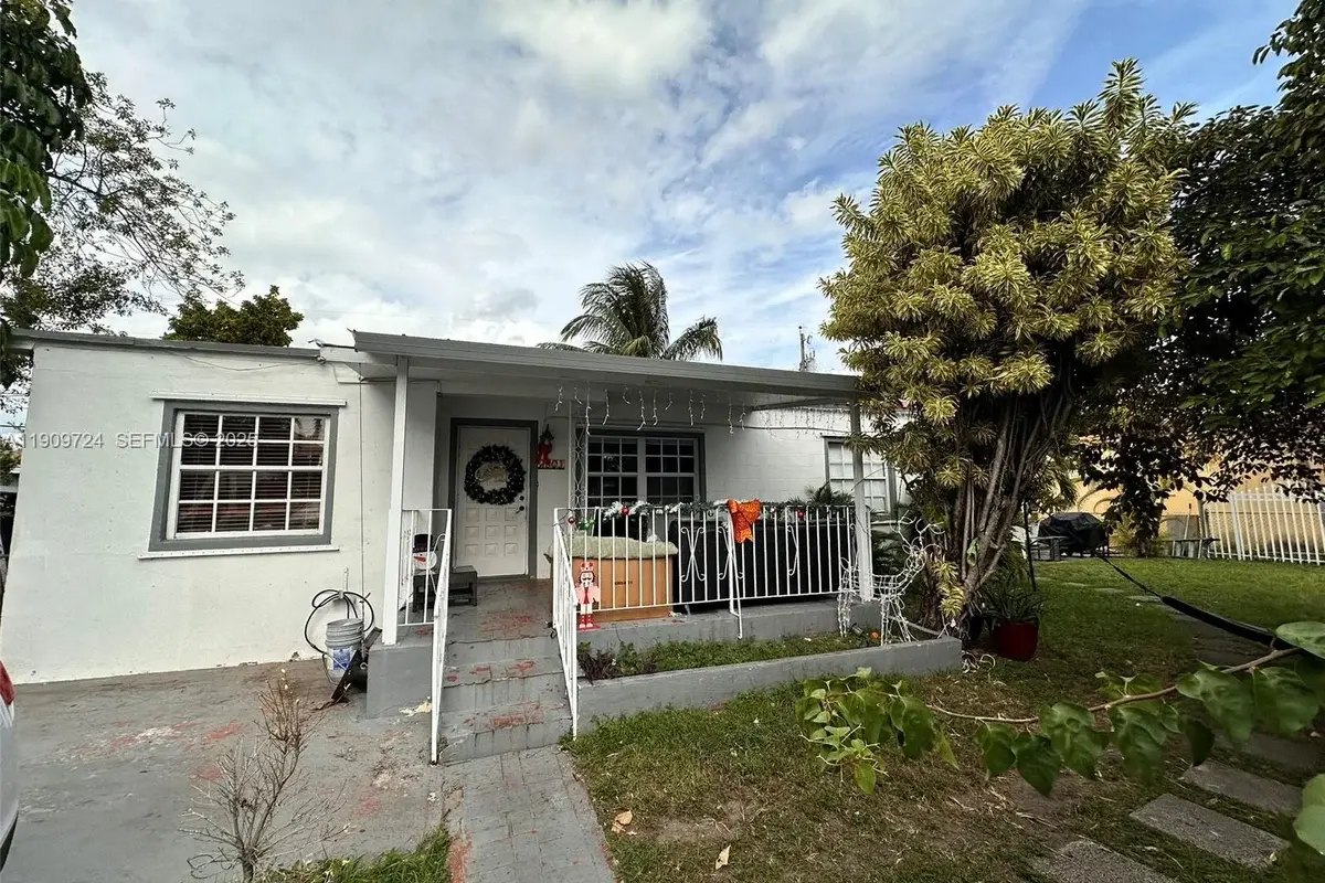 3801 NW 2nd St, Miami: photo 1 of 1