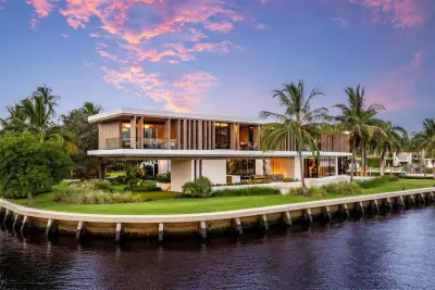 516 Mola Ave, Fort Lauderdale: photo 1 of 63