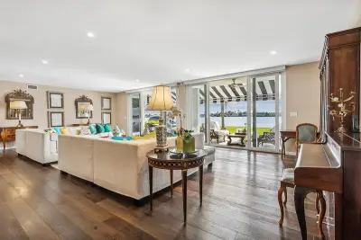 2160 Ibis Isle Rd #1, Palm Beach: photo 1 of 43