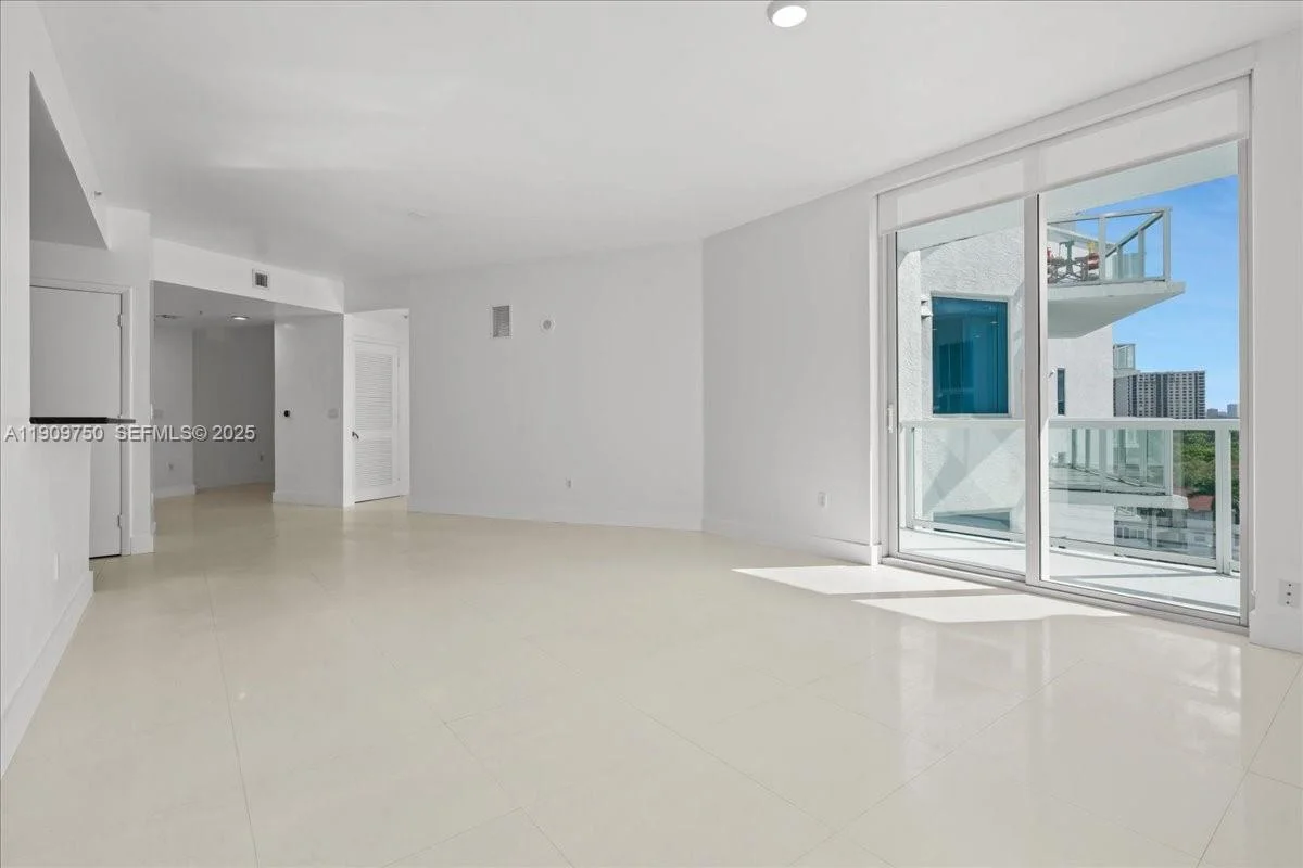 3030 NE 188 St #604, Aventura: photo 1 of 24