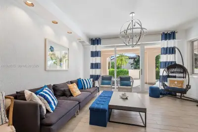 19116 Fisher Island Dr, Miami Beach: photo 1 of 34