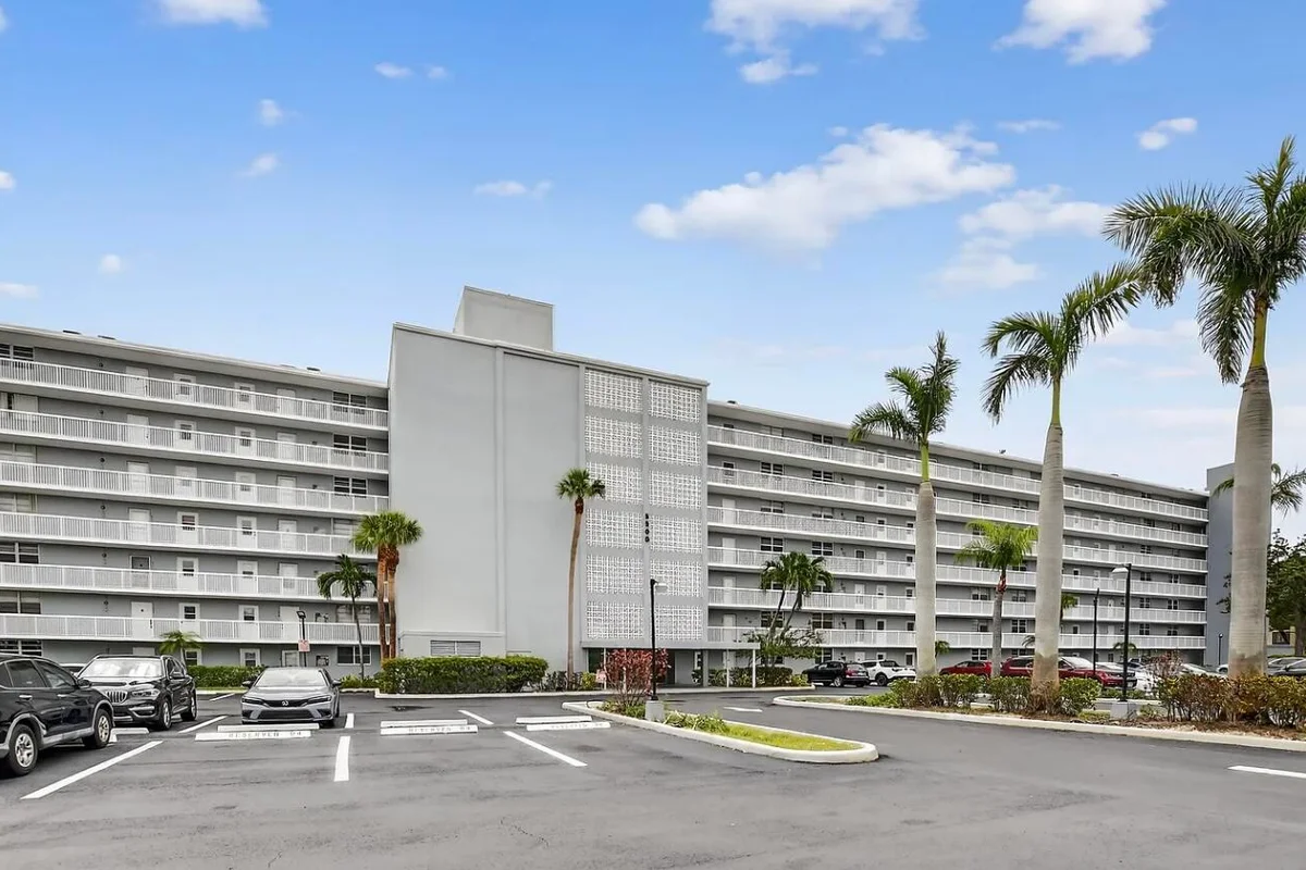5500 NW 2nd Ave #121, Boca Raton: photo 1 of 27