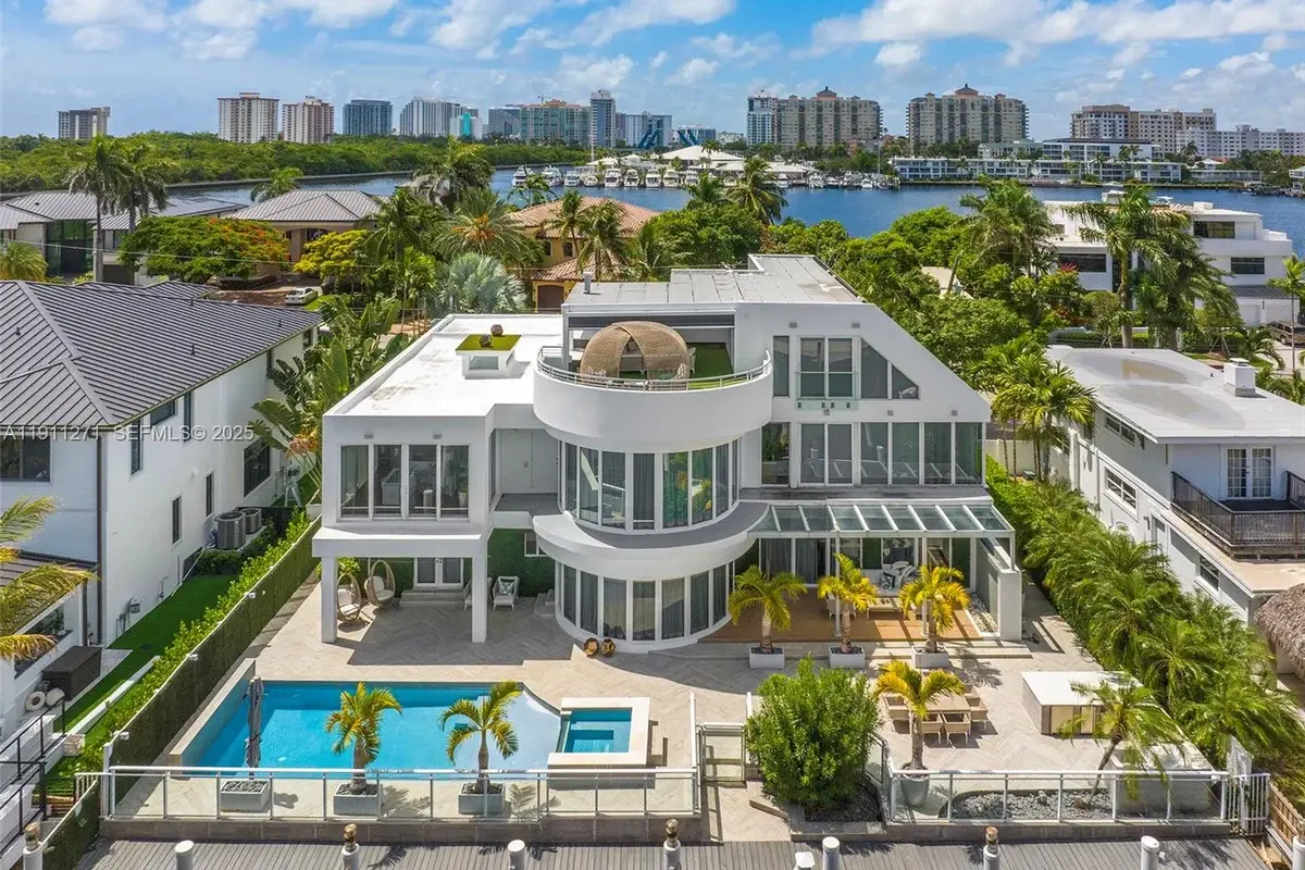 1319 Seminole Dr, Fort Lauderdale: photo 1 of 42
