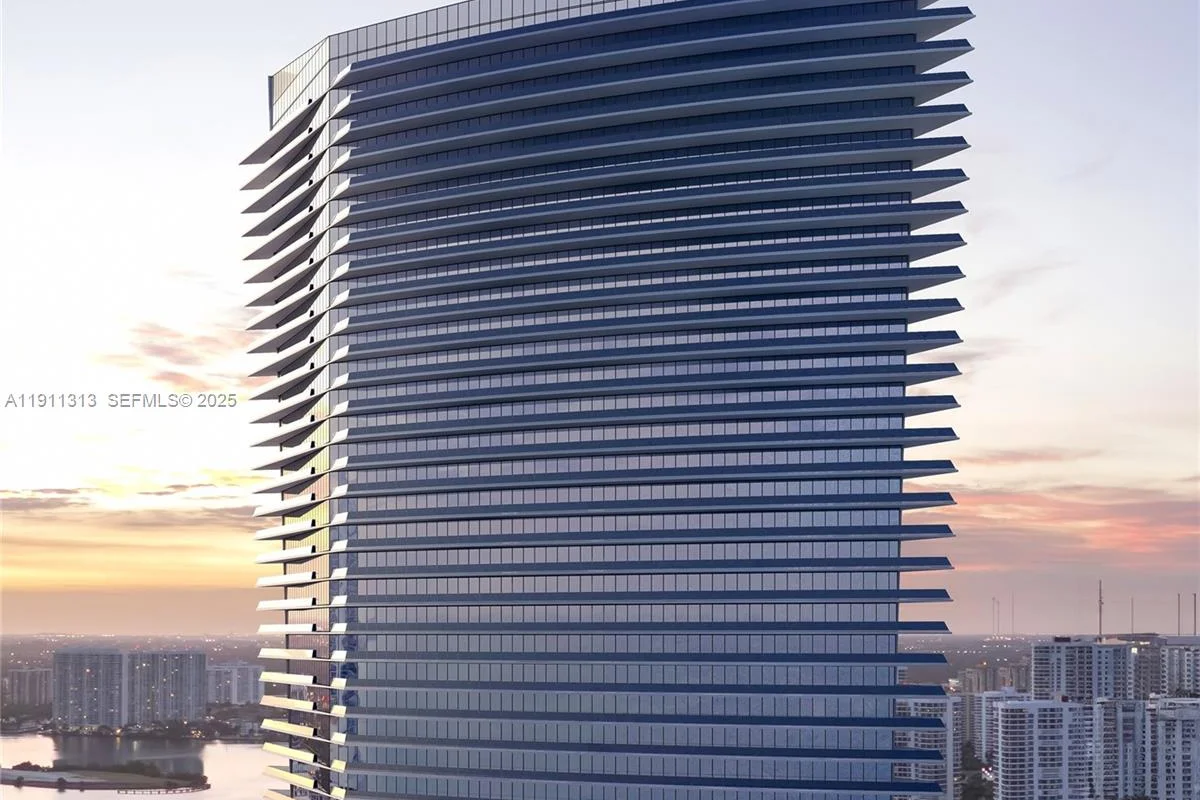 18975 Collins Ave #3104, Sunny Isles Beach: photo 1 of 3