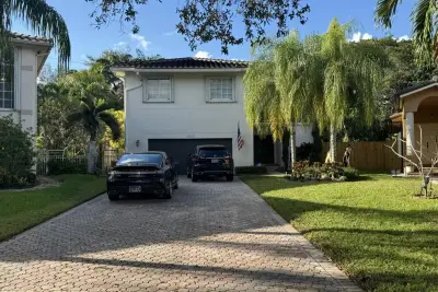 12353 Natalies Cove Rd, Cooper City: photo 1 of 24