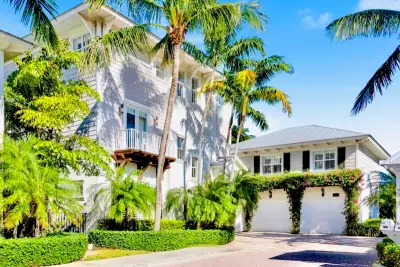 111 Beachwalk Ln, Jupiter: photo 1 of 55