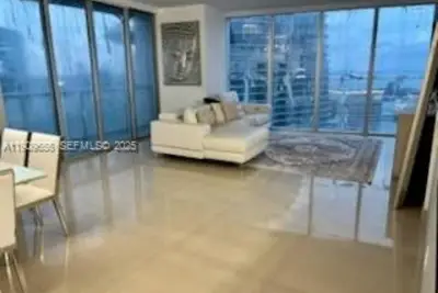 465 Brickell Ave #5402, Miami: photo 1 of 17