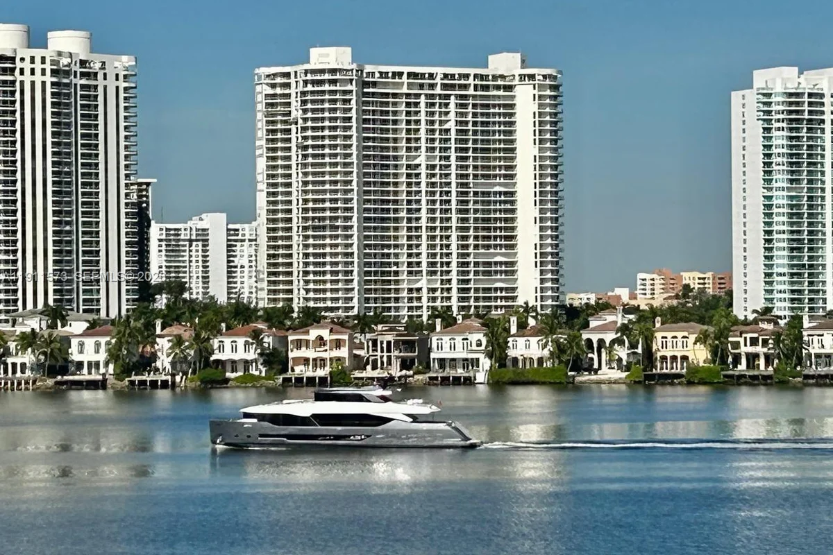 17720 N Bay Rd #803, Sunny Isles Beach: photo 1 of 41
