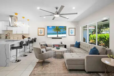 4804-4806 NE 21st Ave, Fort Lauderdale: photo 1 of 29
