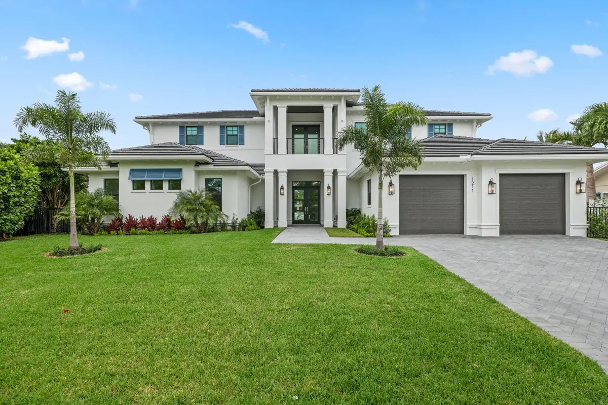 1211 Gulfstream Way, Riviera Beach: photo 1 of 53