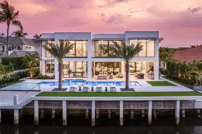169 W Coconut Palm Rd, Boca Raton: photo 1 of 83