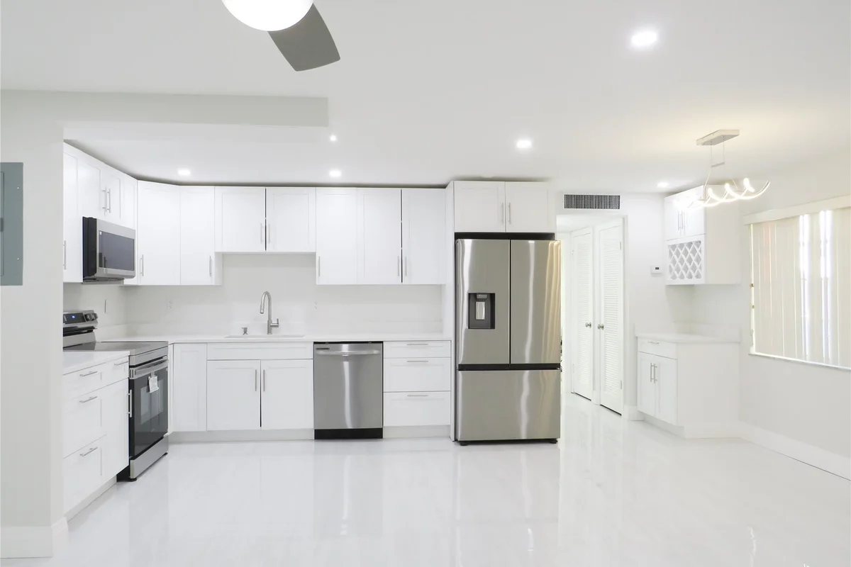 343 Normandy H, Delray Beach: photo 1 of 21
