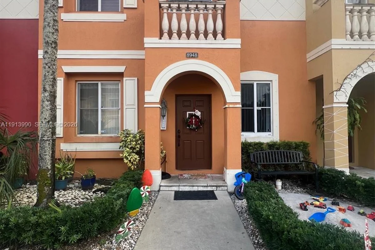 8948 SW 19th St #909, Miramar: photo 1 of 30