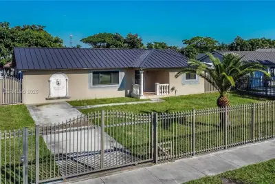 11617 SW 171st St, Miami: photo 1 of 1