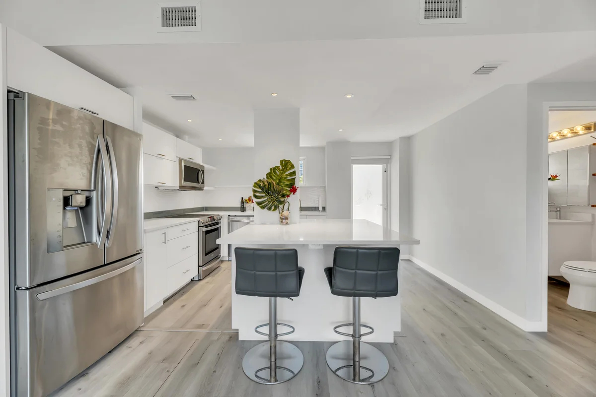 2840 N Ocean Blvd #308, Fort Lauderdale: photo 1 of 21