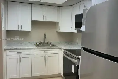 5530 NW 44th St #308C, Lauderhill: photo 1 of 22