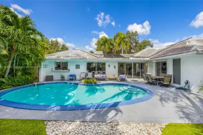 2132 NE 63rd Ct, Fort Lauderdale: photo 1 of 59