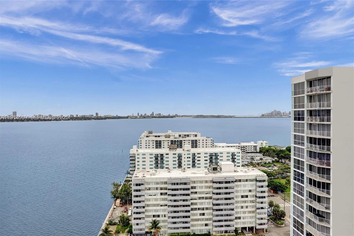 7601 E Treasure Dr #2421, North Bay Village: photo 1 of 37