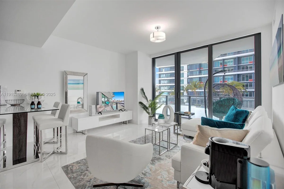 1300 S Miami Ave #1407, Miami: photo 1 of 37