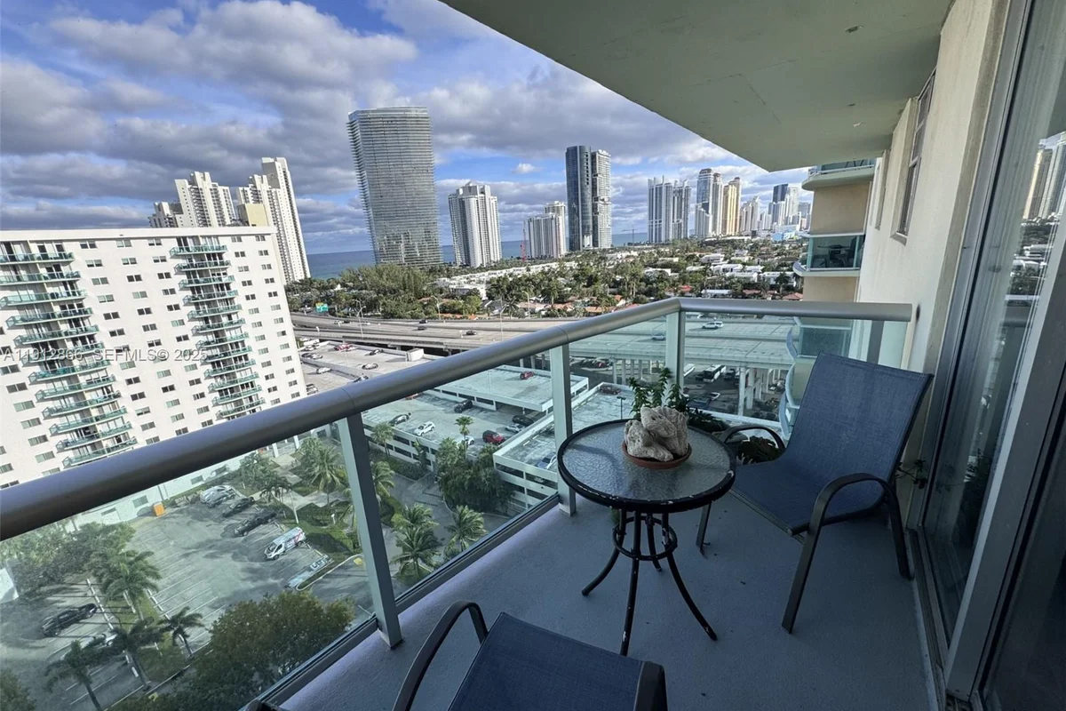 19390 Collins Ave #1608, Sunny Isles Beach: photo 1 of 19