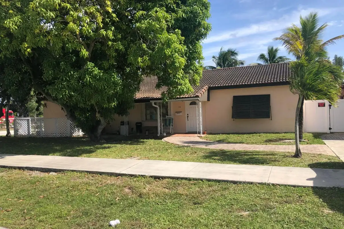118 NW 4th St, Boynton Beach: photo 1 of 1