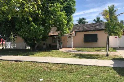 118 NW 4th St, Boynton Beach: photo 1 of 1