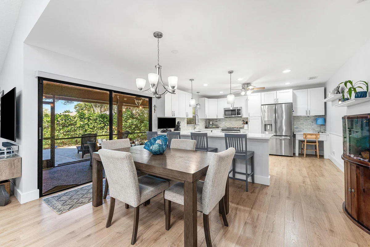6194 Brandon St, Palm Beach Gardens: photo 1 of 37