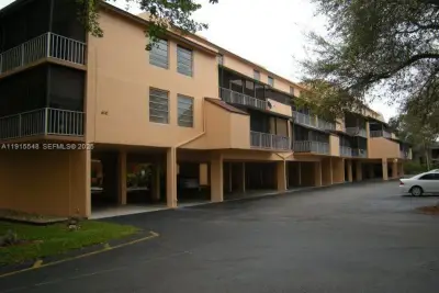 400 Commodore Dr #108, Plantation: photo 1 of 17