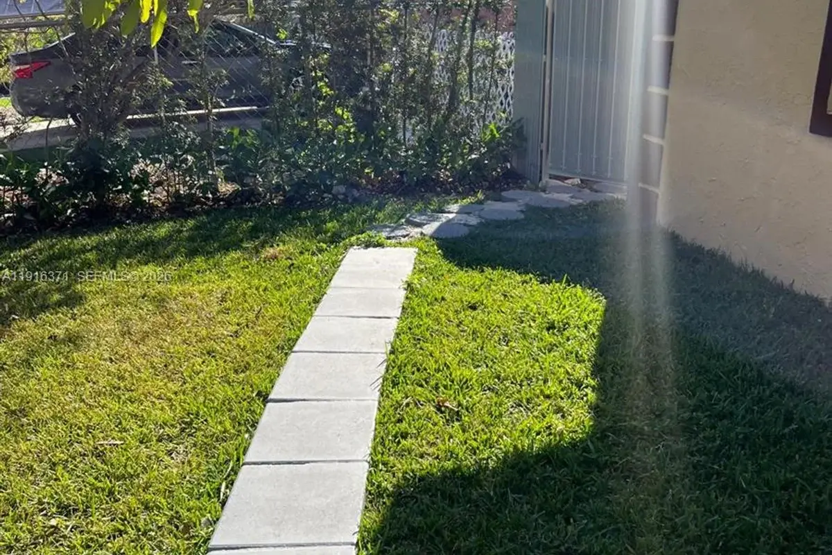 26636 SW 126th Ave, Homestead: photo 1 of 18