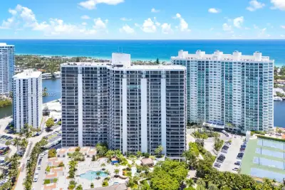 20281 E Country Club Dr #1009, Aventura: photo 1 of 80