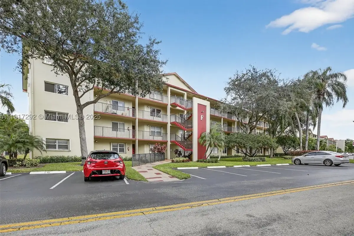 701 SW 128th Ave #310F, Pembroke Pines: photo 1 of 33