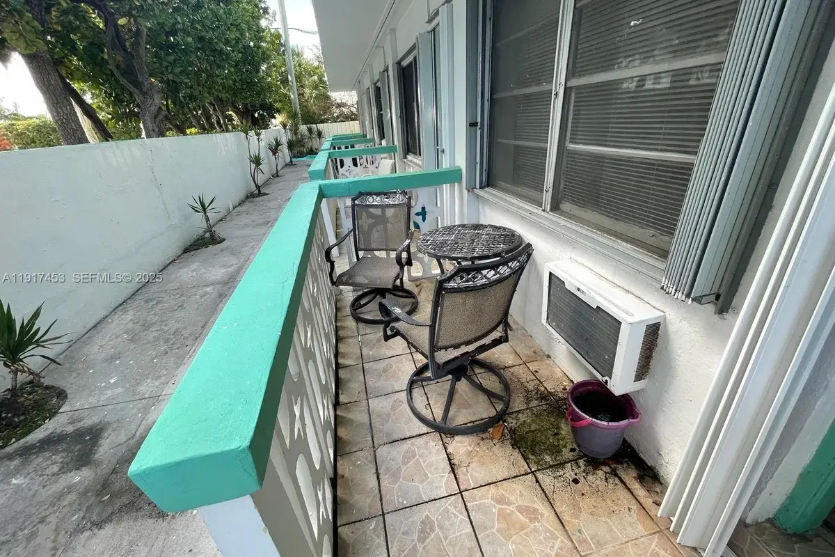 6490 Collins Ave #5, Miami Beach: photo 1 of 13