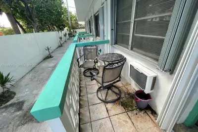 6490 Collins Ave #5, Miami Beach: photo 1 of 13