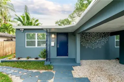 628 SW 14th Ter, Fort Lauderdale: photo 1 of 18
