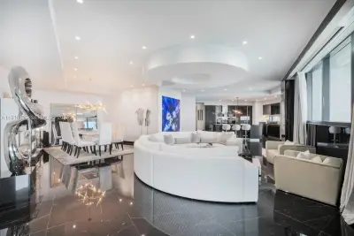 18555 Collins Ave #3505, Sunny Isles Beach: photo 1 of 52
