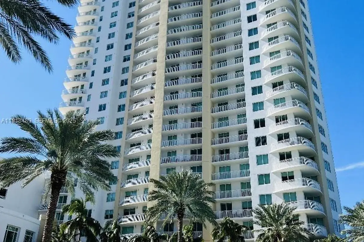 1745 E Hallandale Beach Blvd #1807W, Hallandale Beach: photo 1 of 8