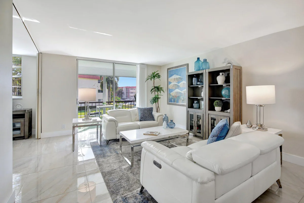 9720 S Hollybrook Lake Dr #204, Pembroke Pines: photo 1 of 36