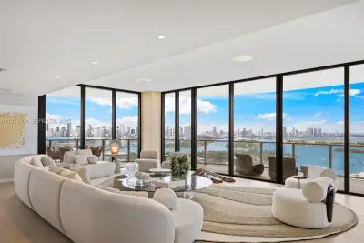 500 Alton #3402.03, Miami Beach: photo 1 of 77