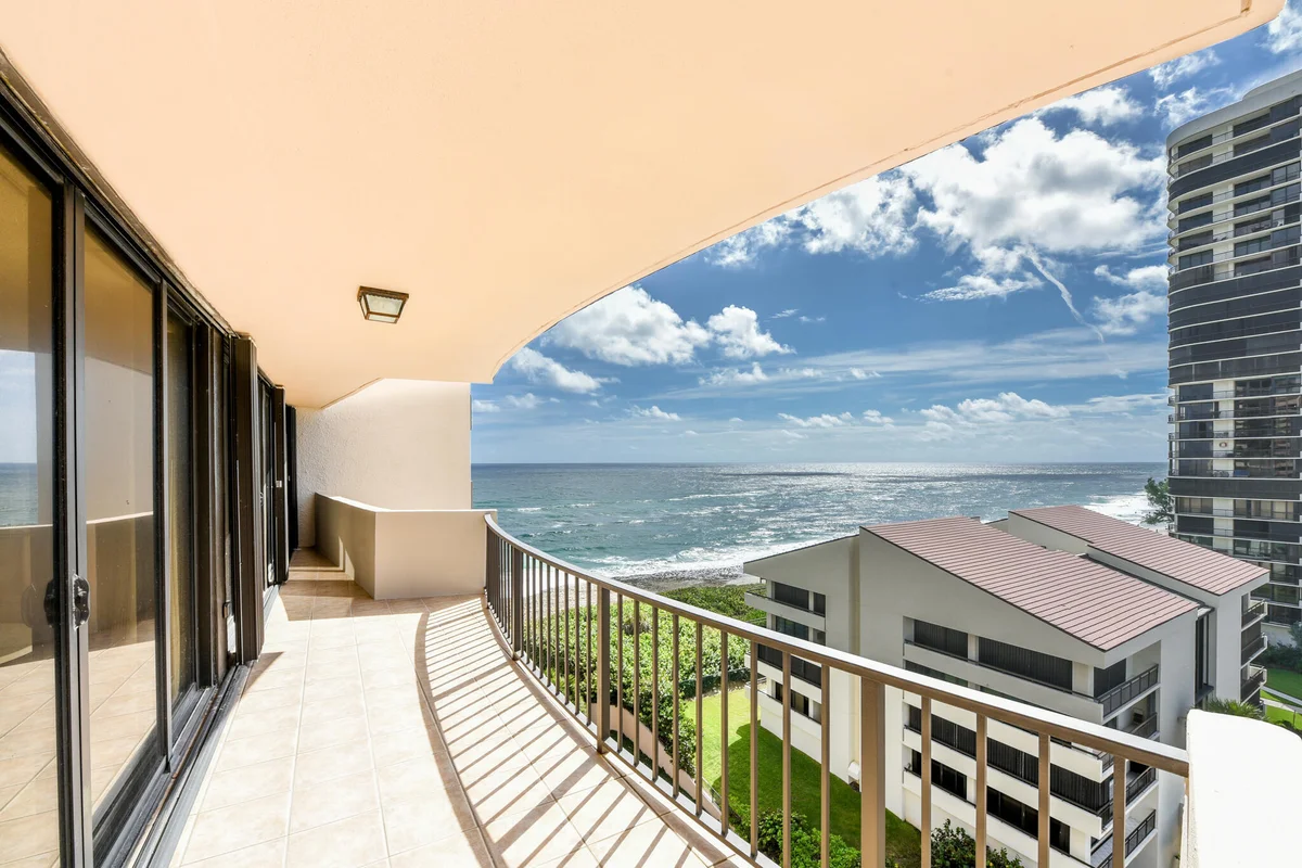 4200 N Ocean Dr #1-904, Riviera Beach: photo 1 of 1