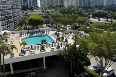3701 N Country Club Dr #706, Aventura: photo 1 of 34