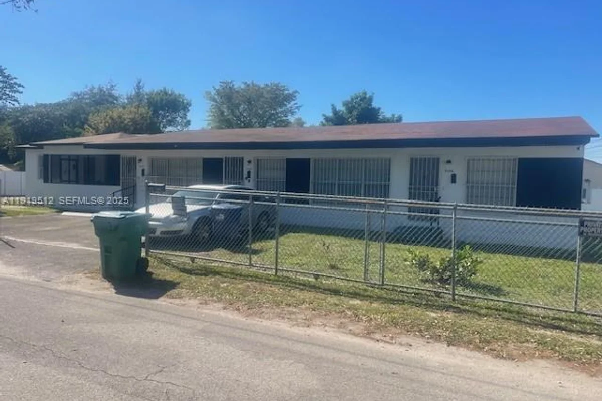9700 NW 20th Ave, Miami: photo 1 of 23