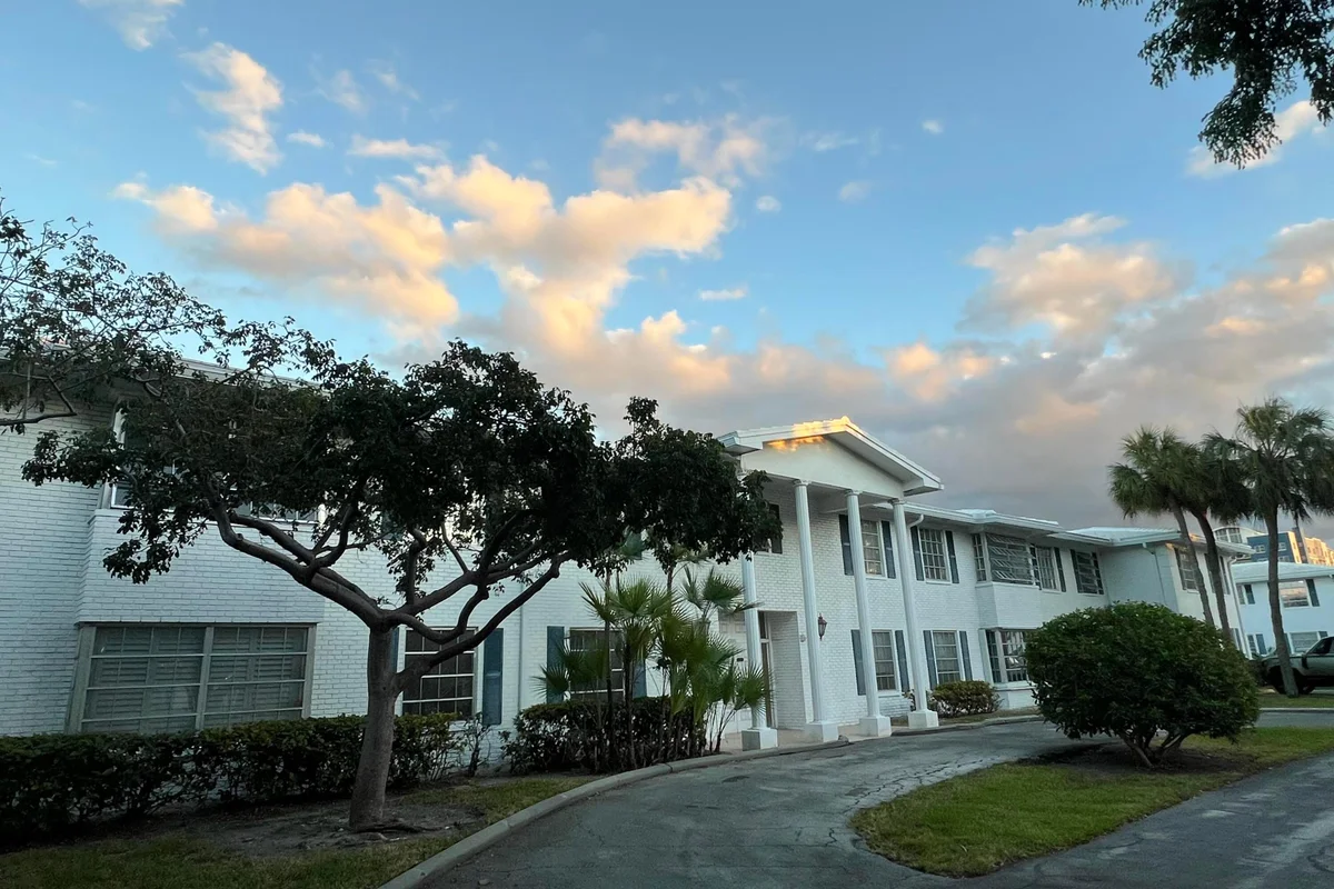 6800 NE 22nd Way #2121, Fort Lauderdale: photo 1 of 8