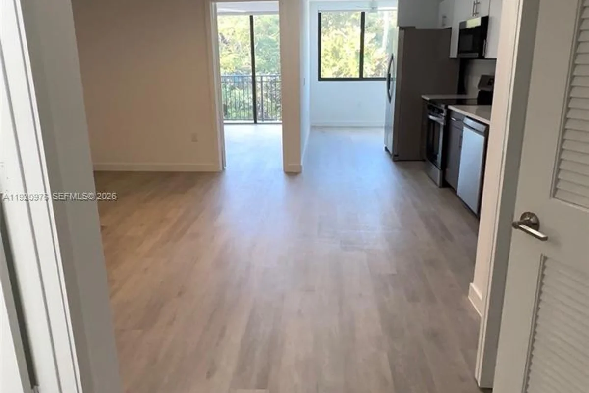 20 NE 19th Ave #Ph3, Pompano Beach: photo 1 of 13