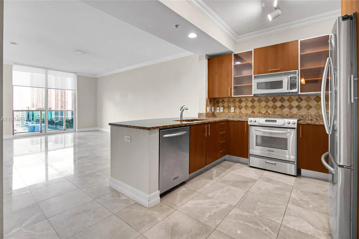 1945 S Ocean Dr #1410, Hallandale Beach: photo 1 of 25