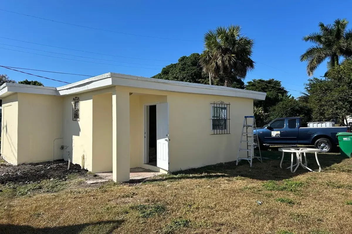 371 Banyan Ave, Pahokee: photo 1 of 12