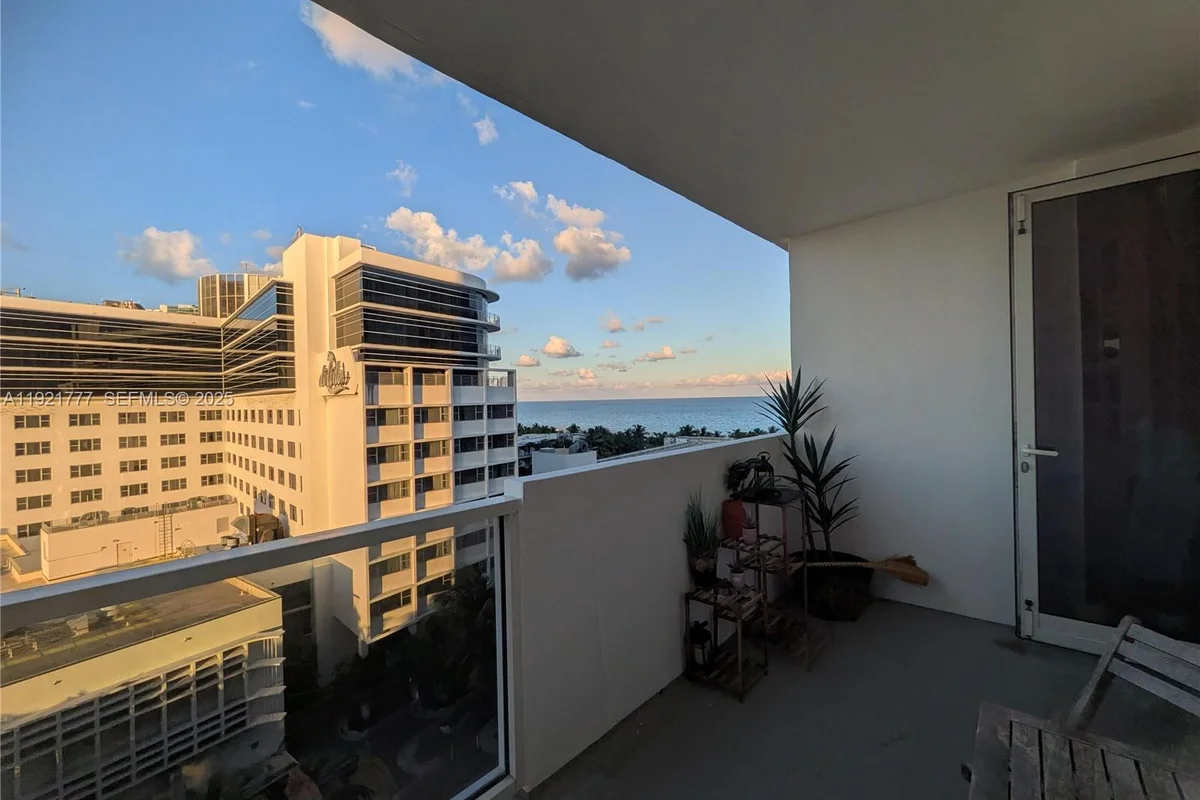 100 Lincoln Rd #904, Miami Beach: photo 1 of 19