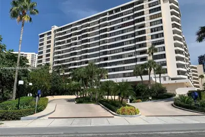 500 Three Islands Blvd #307, Hallandale Beach: photo 1 of 14