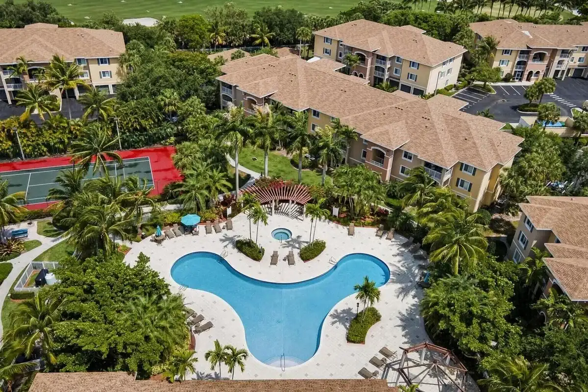 6450 Emerald Dunes Dr #301, West Palm Beach: photo 1 of 24